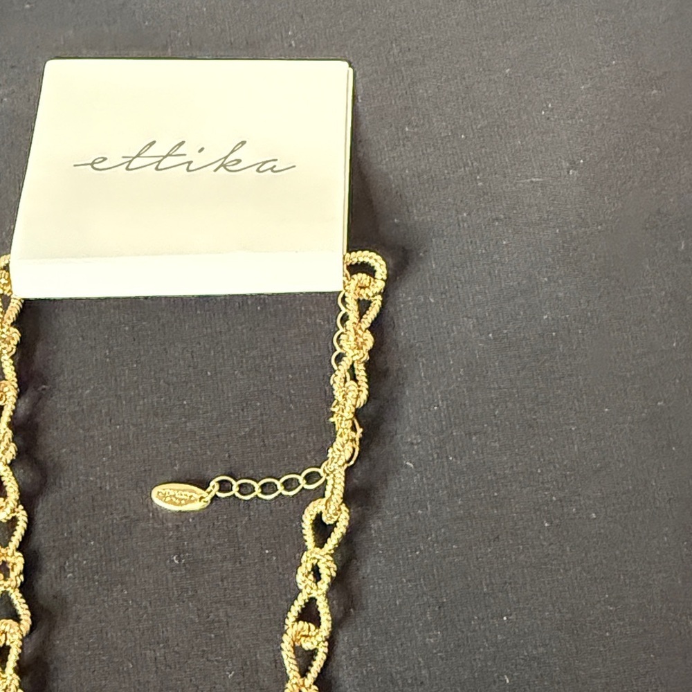 ettika Gold Twisted Link Necklace - Picture 4 of 5